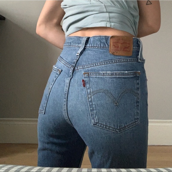 COPY - Levi’s 501 Aritzia straight leg - Picture 3 of 3